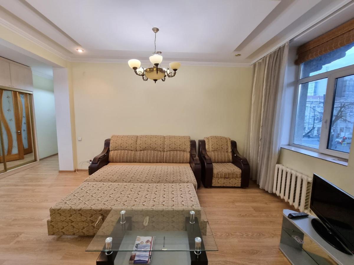 Stefan Cel Mare Boulevard Ultracentral Apartments In The Center Kiszyniów Zewnętrze zdjęcie