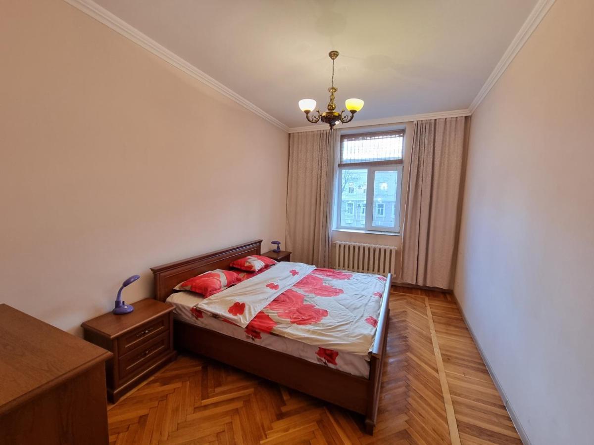Stefan Cel Mare Boulevard Ultracentral Apartments In The Center Kiszyniów Zewnętrze zdjęcie