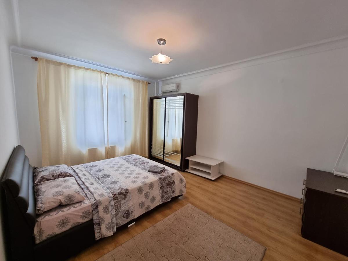 Stefan Cel Mare Boulevard Ultracentral Apartments In The Center Kiszyniów Zewnętrze zdjęcie